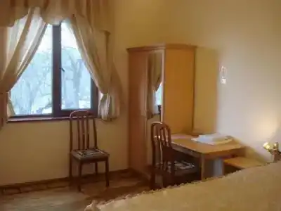 Khachik's B&B - 1