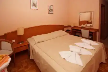 Adria - 31