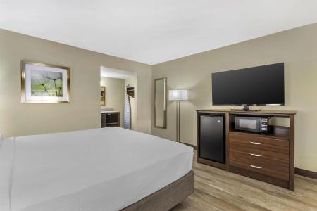 Best Western Plaza Inn - 56