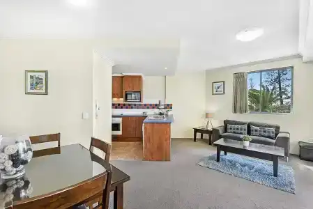 Crystal Bay On The Broadwater - 288