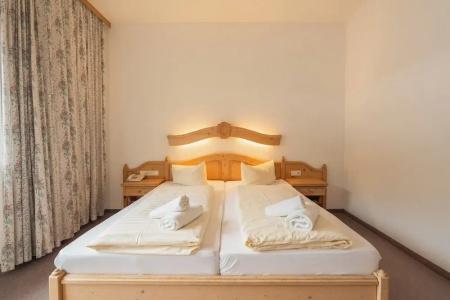 Gruberhof Bed & Breakfast - 153