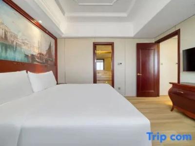 Vienna International Shanghai International Tourism and Resorts Zone - 70
