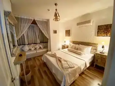 Bizim Ev Otel Alaçatı - 2