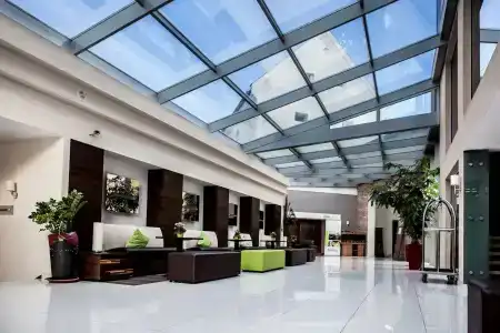 Ce Plaza - 2