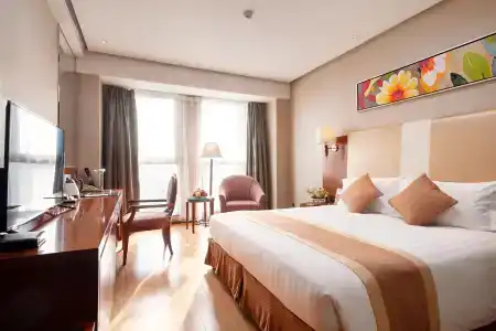 Regal Jinfeng - 4