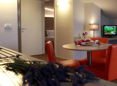 Colonne - Alihotels - 5