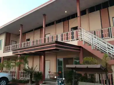 Siriburi - 10