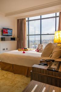 Golden Tulip - 51