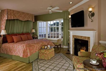 Spindrift Inn - 49