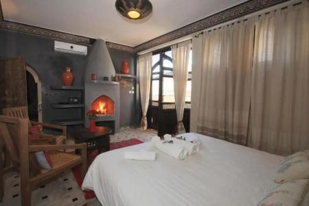 Riad Mur Akush - 28