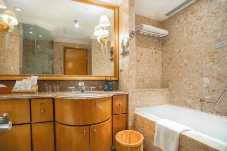 Crowne Plaza Qingdao, an IHG - 84