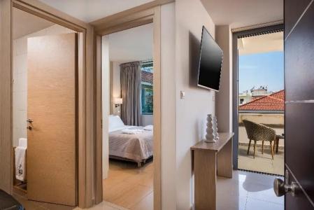 Trianon Luxury  & Suites - 49