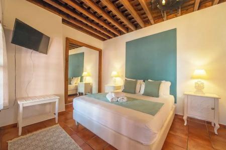 Saint Artemios and Oriental Suites - 15