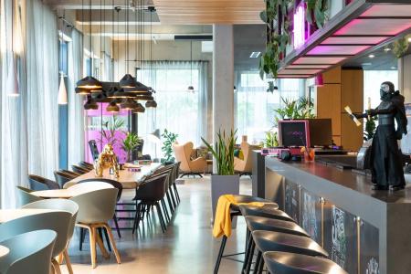 Moxy Frankfurt Airport - 32