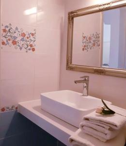 Atalos Suites - 43