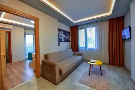 Gloria Suite - 40