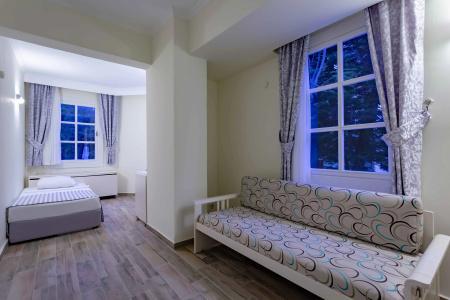 Euphoria Palm Beach Resort - 5