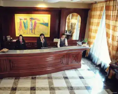 Best Western Premier Astoria - 25