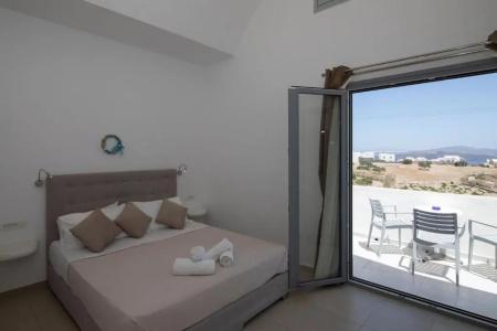 Thira's Dolphin - 67