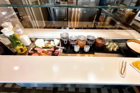 BGuest & Residence - 9