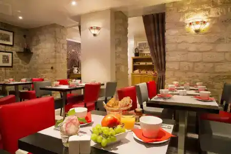 Hôtel des Arts Montmartre - 14