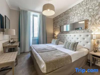 Hôtel Le Royal Promenade des Anglais - 99