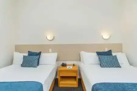 Ramada by Wyndham, City Center - 72