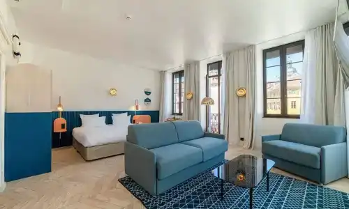 Hôtel du Palais de l'Isle - 84