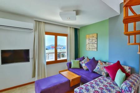 Kaş, merkezde, denize yakın, balkonlu, konforlu apart daireler - 75