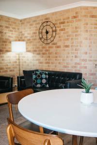 Quality Suites Banksia Gardens- Apartment - 176
