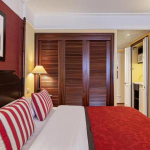 Kipling Manotel - 26