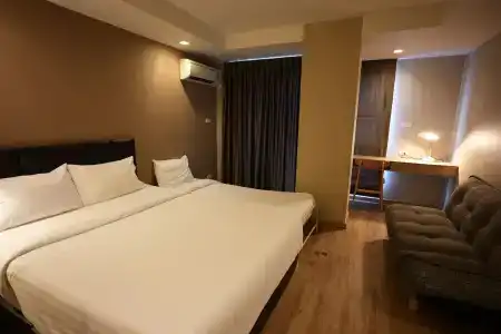 Baan Tanwa - MRT Ratchadapisek - 67