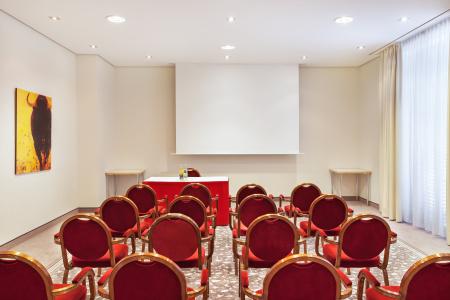 Holiday Inn Nürnberg City Centre, an IHG - 35