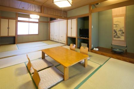 Yugawara Ryokan Manyoso - 3