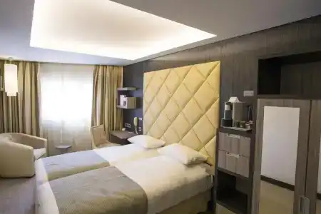 Best Western Plus Cannes Riviera & Spa - 47
