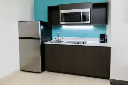 Hawthorn Suites by Wyndham DFW Airport North - 19
