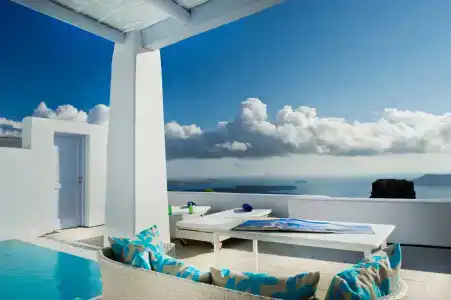 Astra Suites - 404