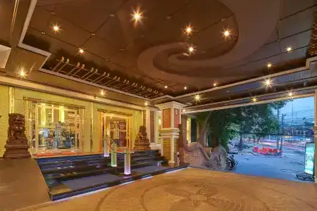 Floral · Dolphin Circle Pattaya - 0