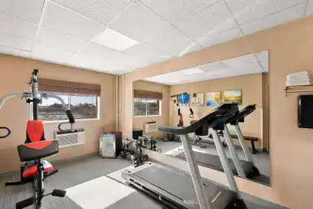 Comfort Inn & Suites near Kino Sports Complex - 20