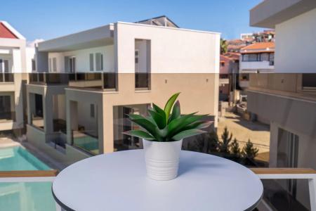 Mirablue Luxury Residences - 56