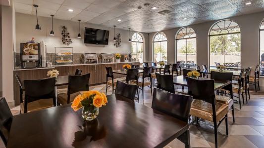 Best Western Plus Heritage Inn - 31