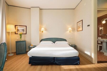 Grand Astoria - 43