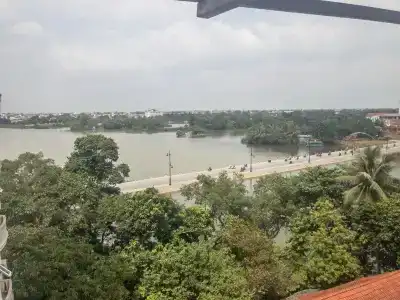 Carnosa Hue - 13