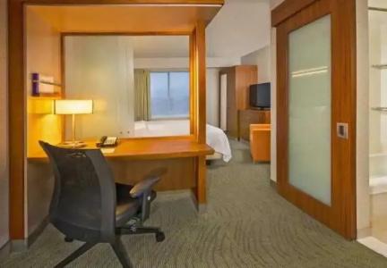 SpringHill Suites by Marriott New York LaGuardia Airport - 27