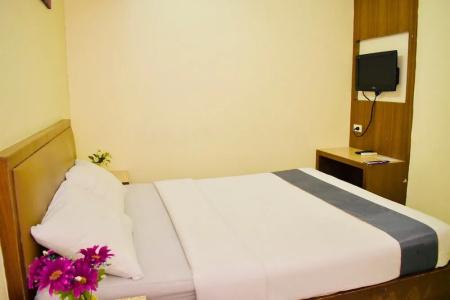 Royal Express Inn - 6