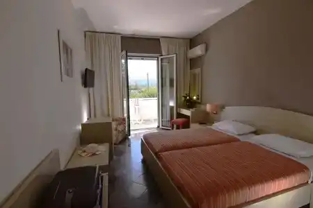 Mantenia - 3