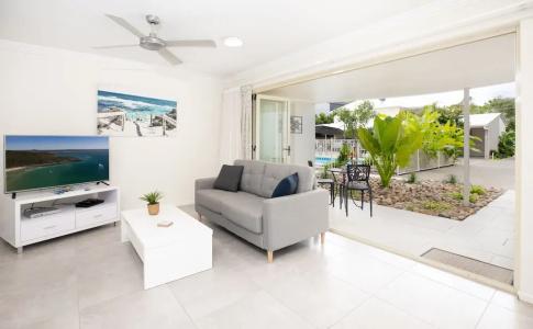 Noosa River Palms - 171