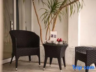 Pure Comfort Inn - 72