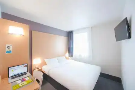 B&B Hôtel Montpellier Centre Le Millénaire - 35