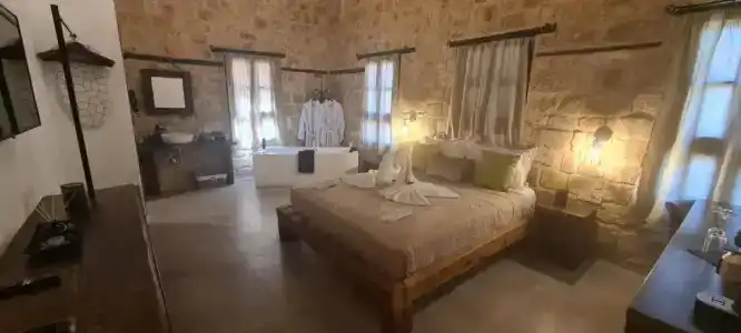 Ancient Knights Luxury Suites - 49